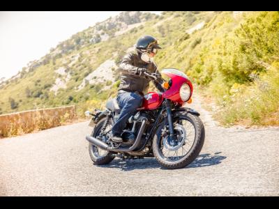 Vidéos : Essai Kawasaki W800