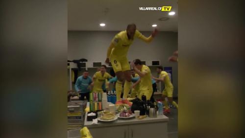 Bayern - Villarreal : la joie géniale des Espagnols dans le vestiaire après l'exploit (vidéo)
