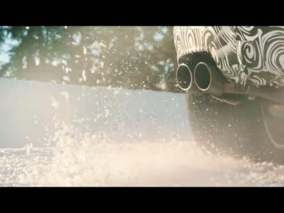 Lamborghini Urus : après le désert, le SUV va en classe de neige
