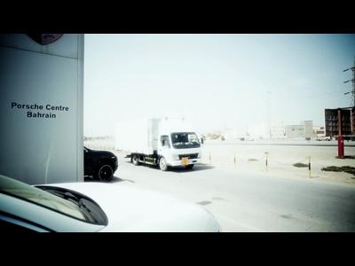 Deux Porsche 918 Spyder en visite aux Emirats