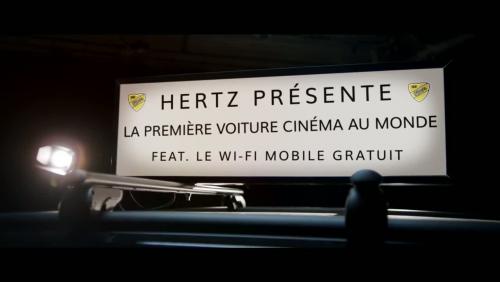 Hertz lance la voiture cinéma avec wifi gratuit
