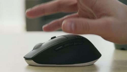Logitech MK850 Performance : vidéo de présentation de l'ensemble clavier - souris sans fil
