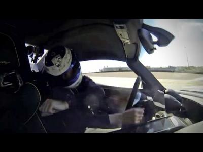 Quand une star du rallye se fait surprendre par la Porsche 918 Spyder