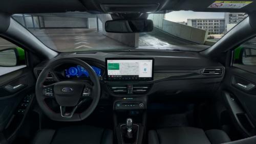 Ford Focus (2022) : la compacte restylée en vidéo