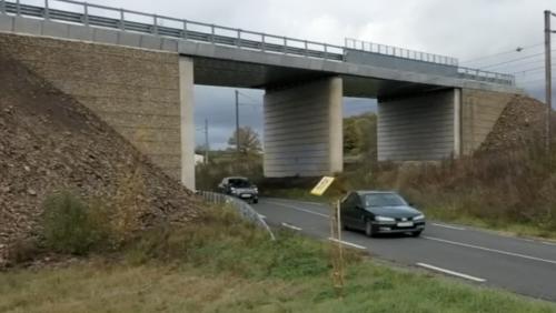 Ce pont inutilisable a coûté 2,5 millions d'euros