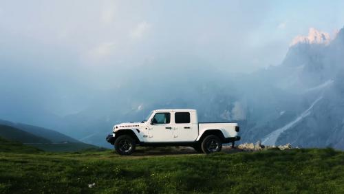 Jeep Gladiator : la nouvelle version du pick-up en vidéo