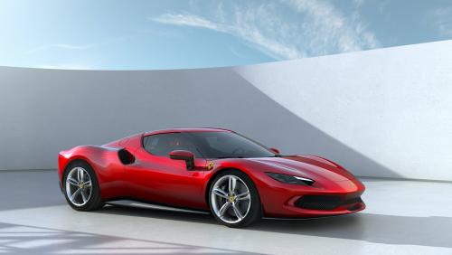 Ferrari 296 GTB (2021) : la sportive italienne hybride en vidéo