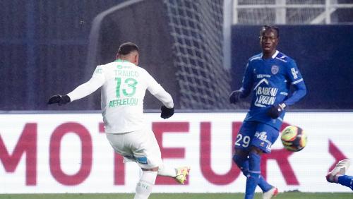 Saint-Étienne - Troyes : le but magnifique de Miguel Trauco à l'aller 