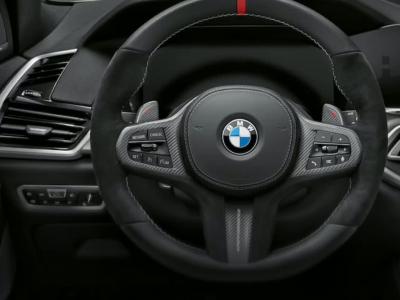 BMW X5 : les détails de la version M Performance