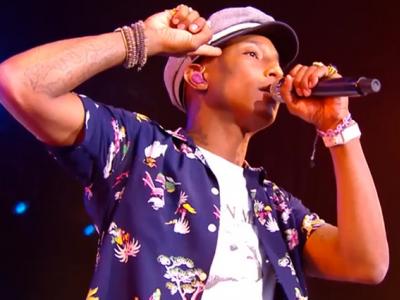 Pharrell Williams - Freedom (Glastonbury 2015) 