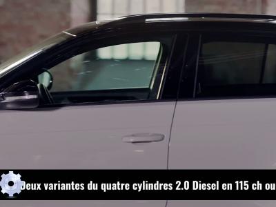 Volkswagen T-Roc (2022) : le petit SUV allemand restylé en vidéo