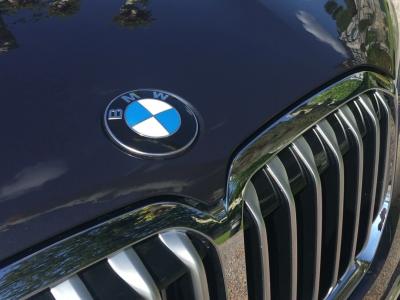 BMW X7 : le tour du grand SUV en vidéo