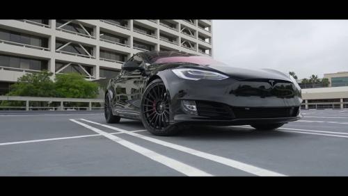 Tesla Model S P100D T Sportline : chasseur furtif