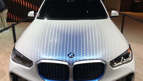BMW i Hydrogen NEXT : le X5 à l'hydrogène en vidéo au Salon de Francfort