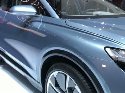 Salon de Genève 2019 : l'Audi Q4 e-tron Concept en vidéo