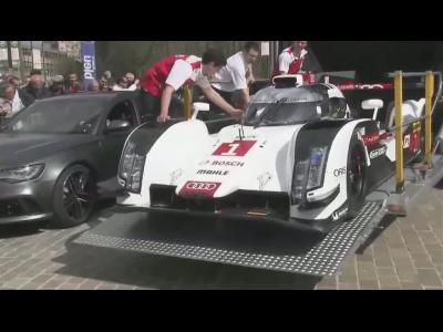 Audi parade au Mans avec une R18 e-tron quattro aux couleurs inédites