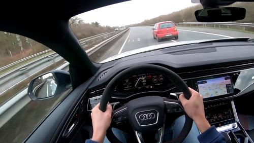  Audi RS Q8 : il prend 303 km/h sur autoroute