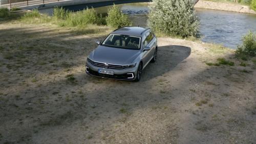 Volkswagen Passat GTE SW : notre essai vidéo