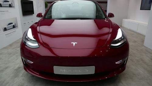 Mondial de l’Auto 2018 - Mondial de l'Auto 2018 : la Tesla Model 3 en vidéo