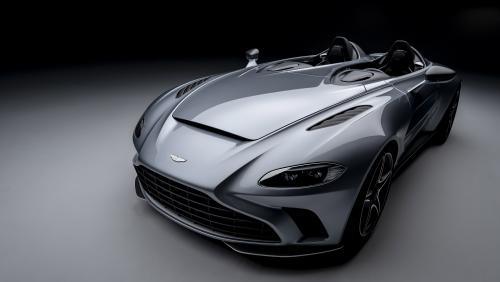 Aston Martin V12 Speedster : la sportive deux places en vidéo