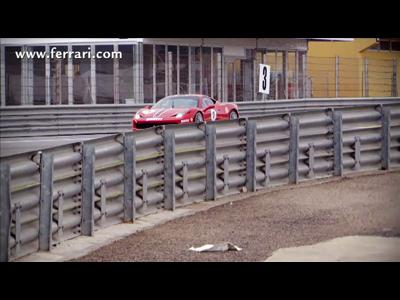 Ferrari 458 Challenge à l'épreuve de la piste