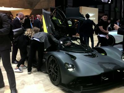 Salon de Genève 2019 : l'Aston Martin Valkyrie en vidéo
