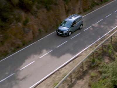 Nissan Townstar (2021) : le remplaçant du NV250 en vidéo