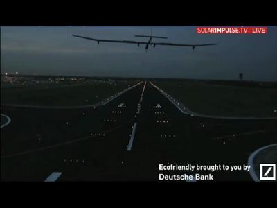 L'avion solar impulse réussit son pari