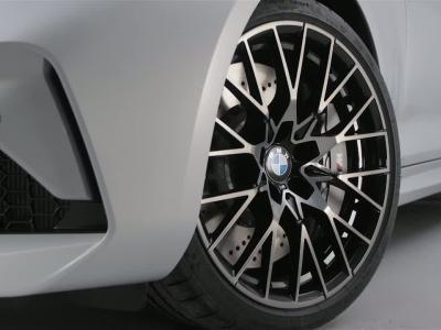 BMW M2 Competition : 410 ch près du corps