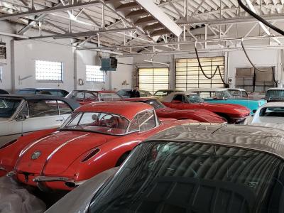  Muscle cars, Corvette, Ford, Chevrolet… les voitures de la collection Bob Regehr en vidéo