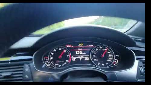 Il se filme à 325 km/h au volant de son Audi RS6 : la police le cherche