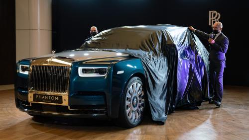 Rolls-Royce Phantom : l'exemplaire personnalisé Iridescent Opulence en vidéo 