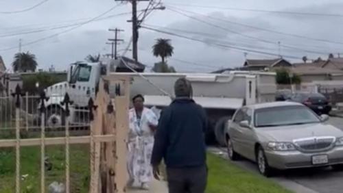 Il se venge de son ex-femme au volant d'un camion