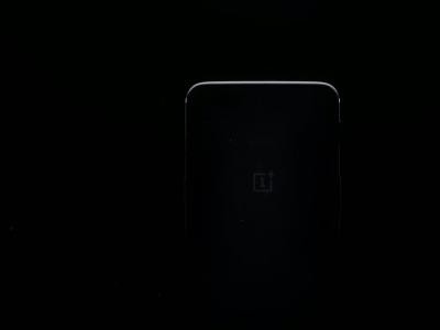 OnePlus 5 : vidéo officielle de présentation du smartphone